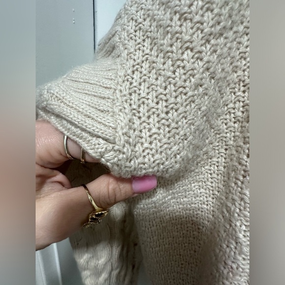 Spiritual Gangster Cream Gemma Cable Knit Fisherman Sweater Size Medium EUC - Picture 4 of 6
